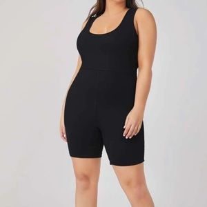 Plus Size Scoop Neck Romper